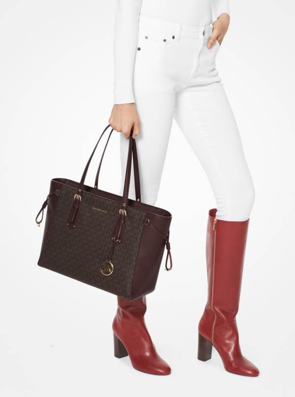 Damske Prenosná Taška Michael Kors Voyager Medium Logo Bordove - Kabelky Michael Kors Nejlevnejsi | DGMSU-6721